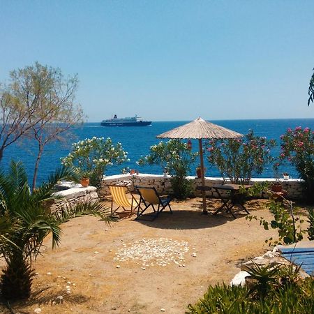Agriolykos Pension Ágios Kírykos Exterior photo
