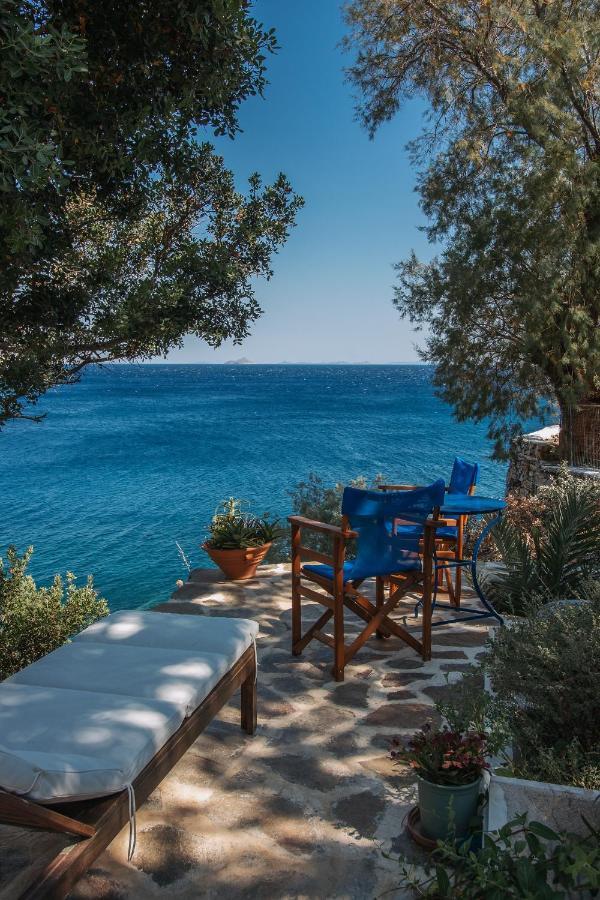 Agriolykos Pension Ágios Kírykos Exterior photo