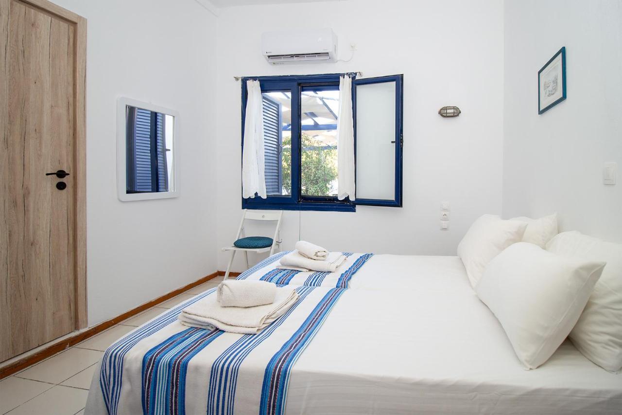 Agriolykos Pension Ágios Kírykos Exterior photo