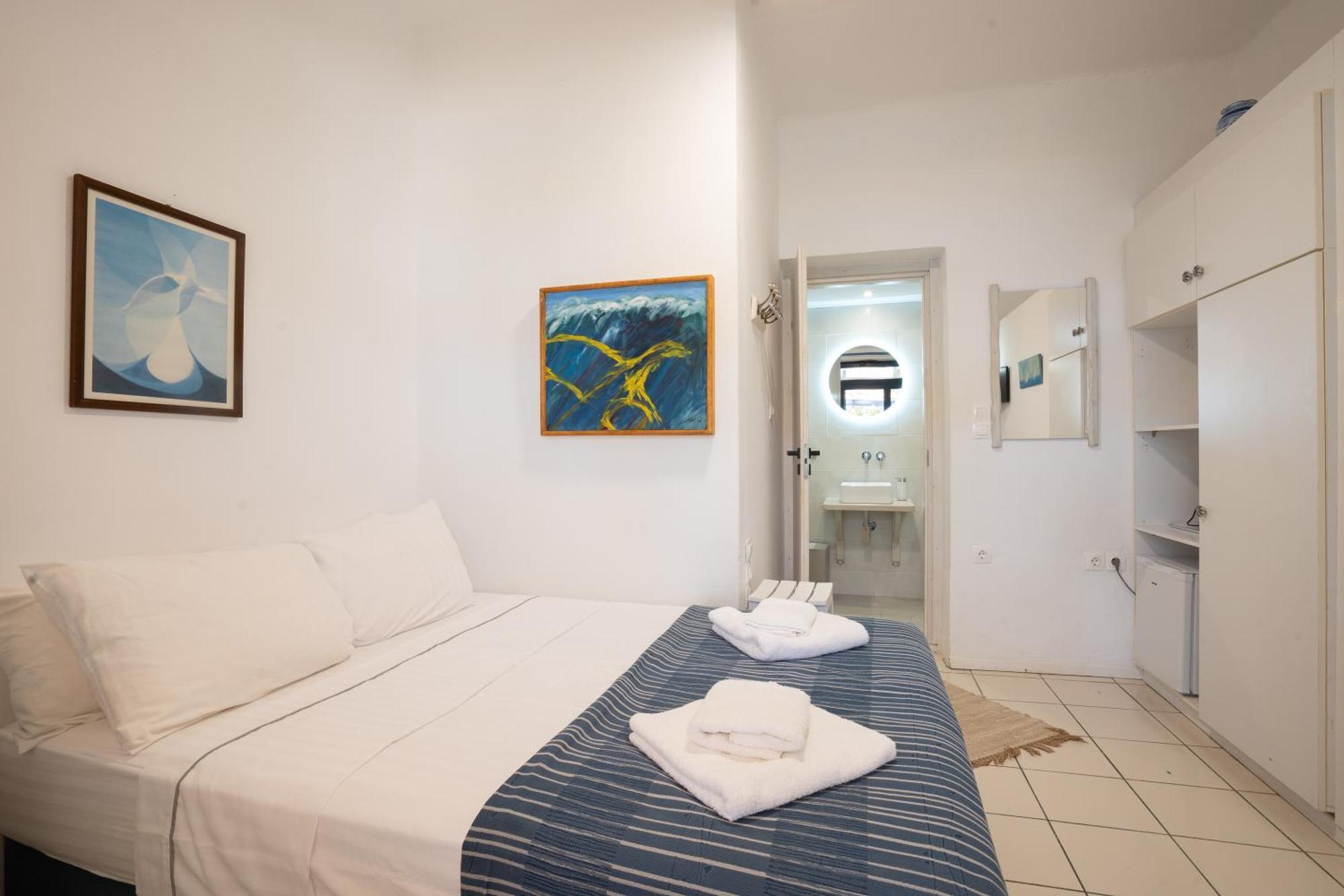 Agriolykos Pension Ágios Kírykos Exterior photo