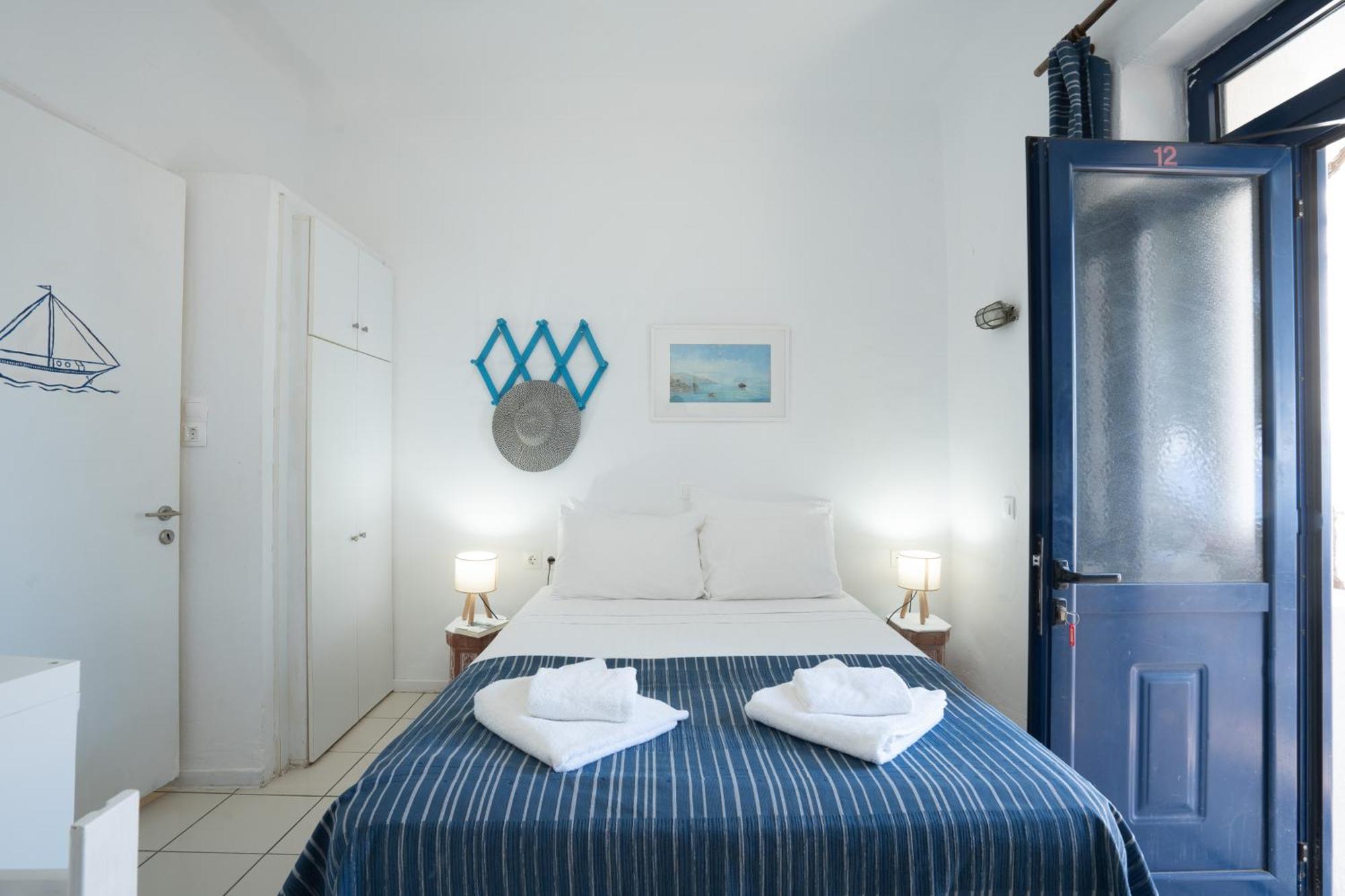 Agriolykos Pension Ágios Kírykos Room photo