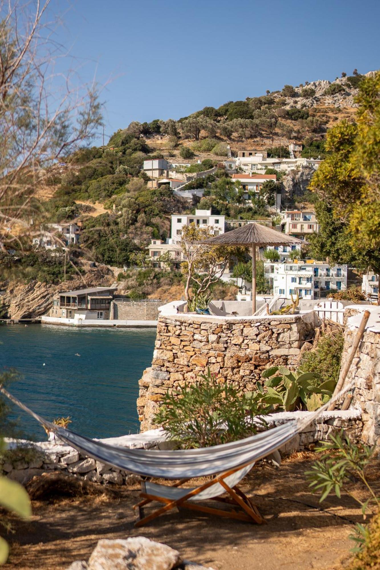 Agriolykos Pension Ágios Kírykos Exterior photo