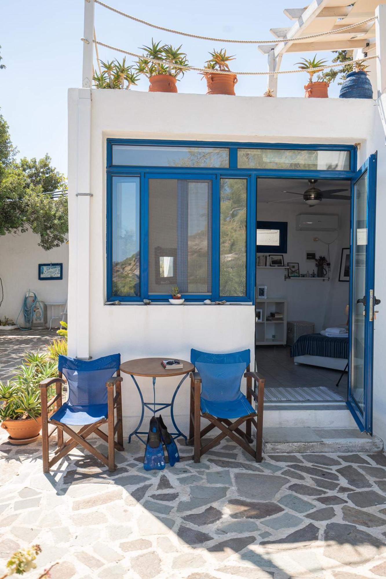 Agriolykos Pension Ágios Kírykos Exterior photo