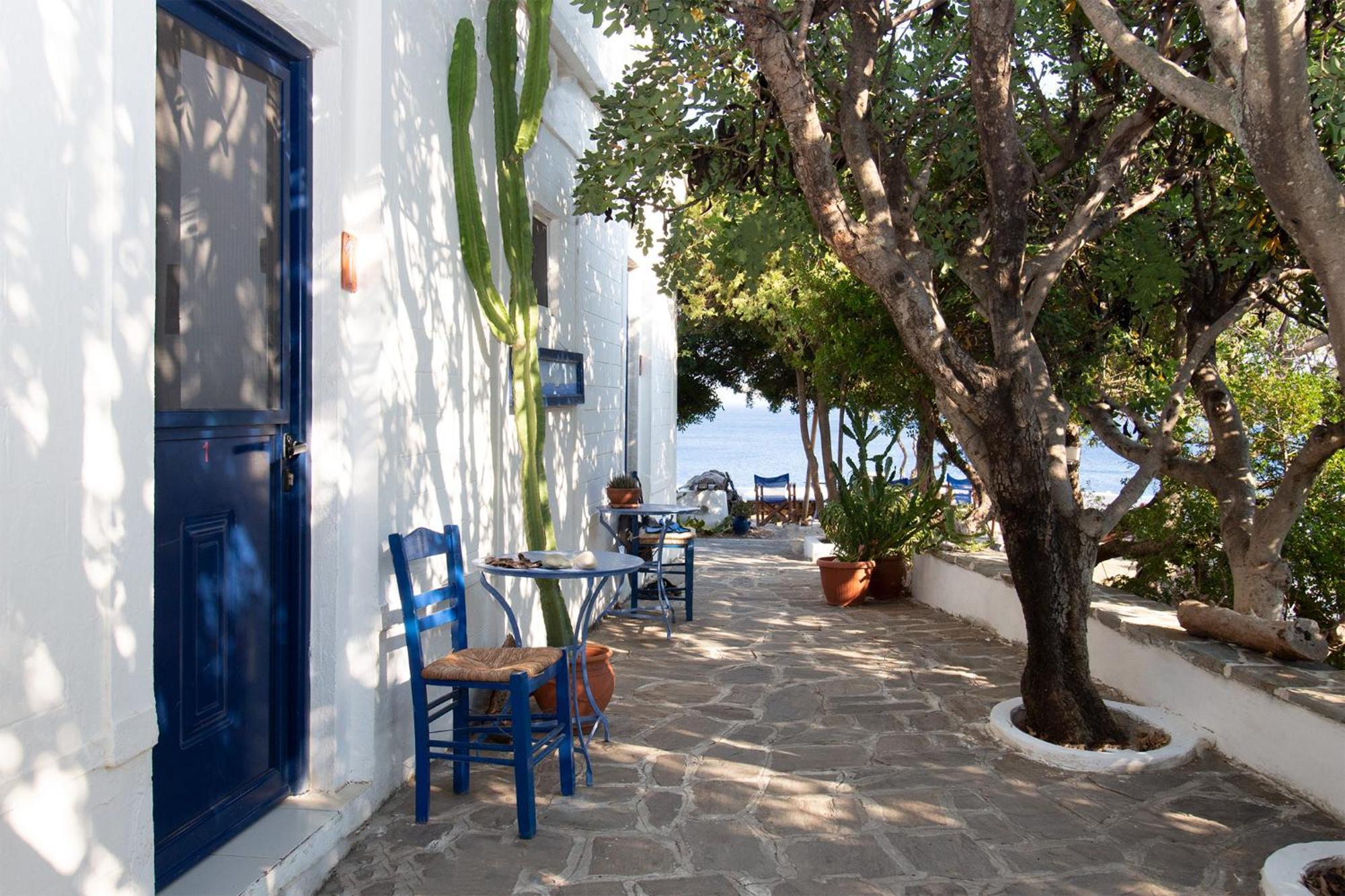 Agriolykos Pension Ágios Kírykos Exterior photo